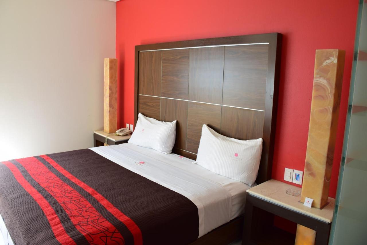 Plutarco Suites メキシコシティ エクステリア 写真