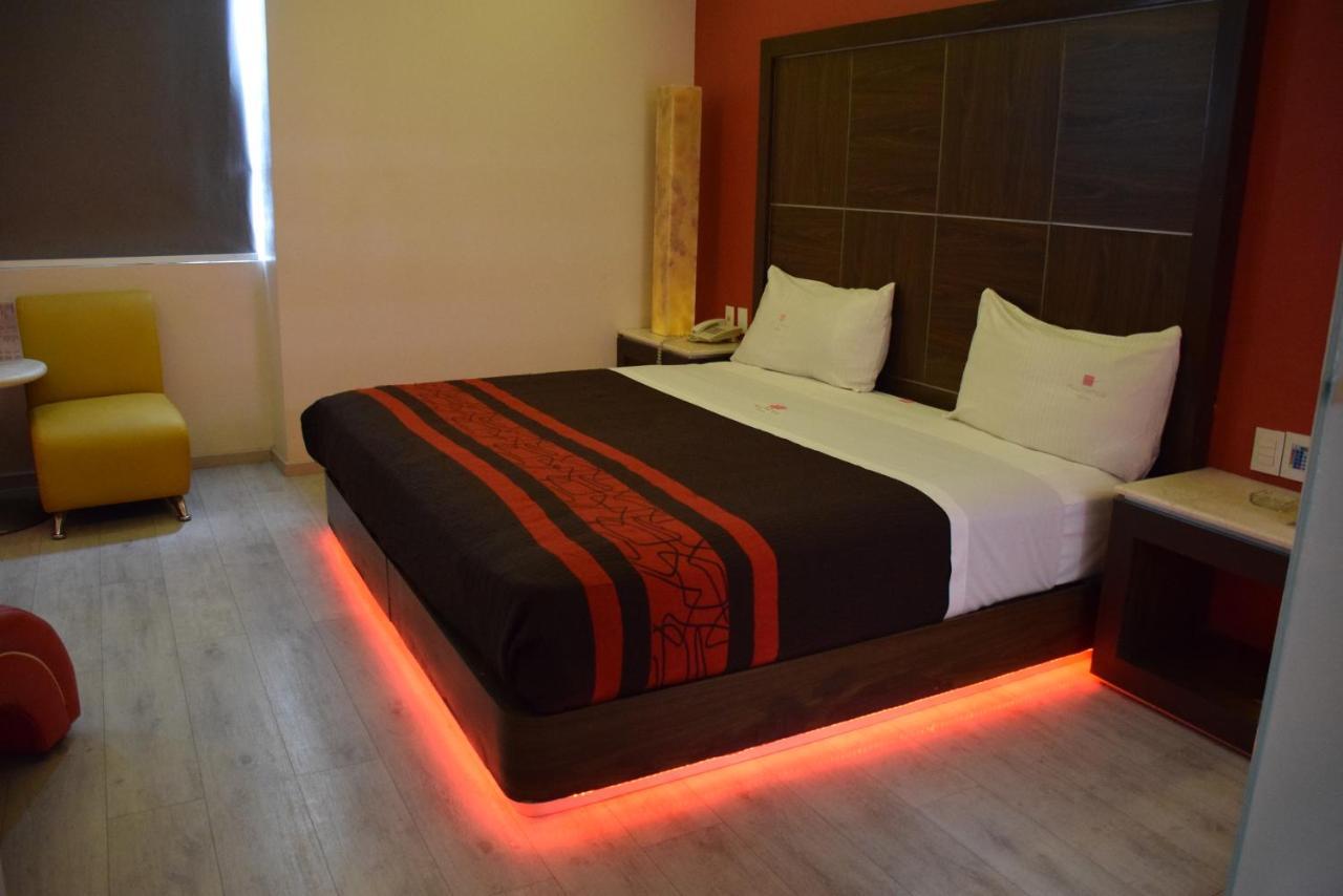 Plutarco Suites メキシコシティ エクステリア 写真