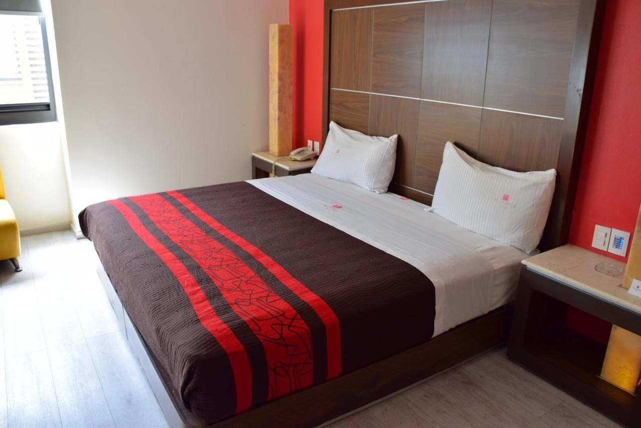 Plutarco Suites メキシコシティ エクステリア 写真