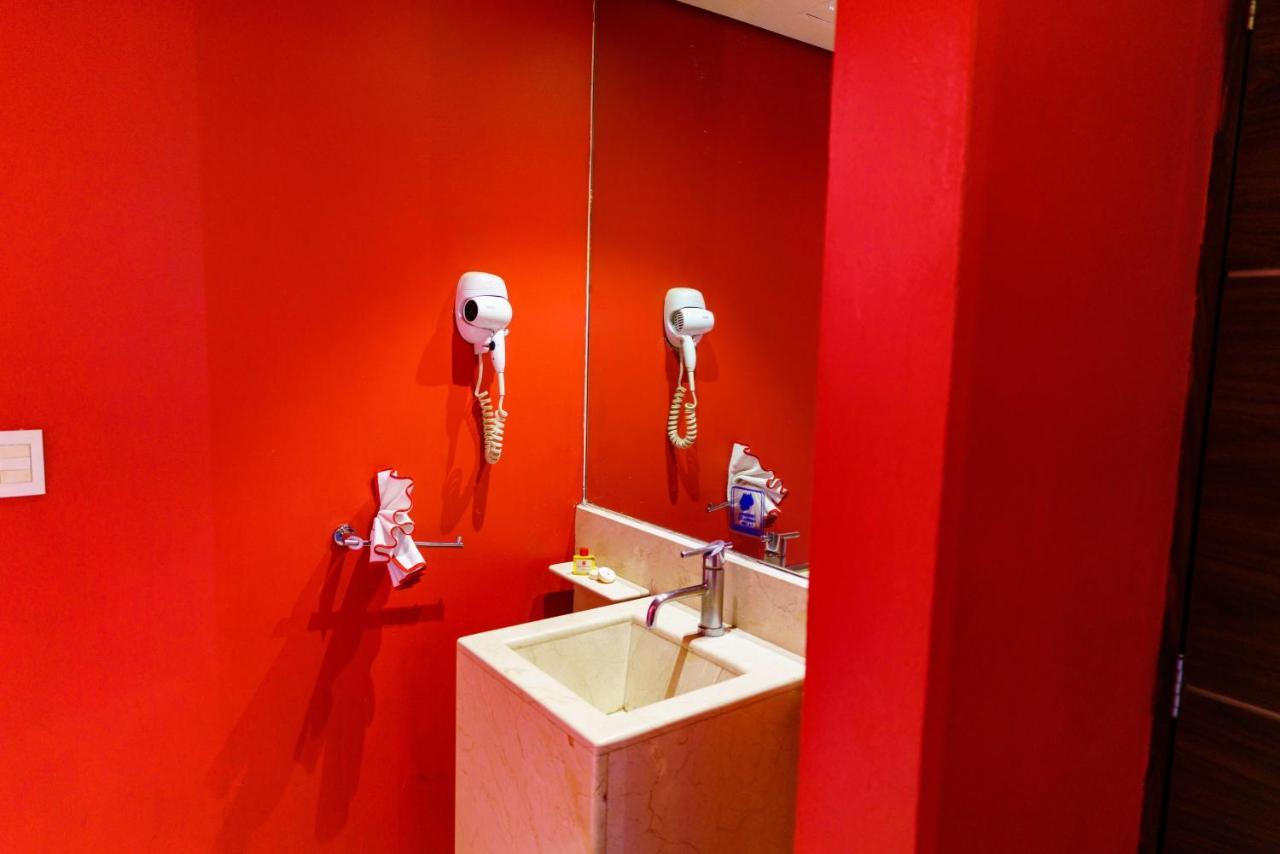 Plutarco Suites メキシコシティ エクステリア 写真