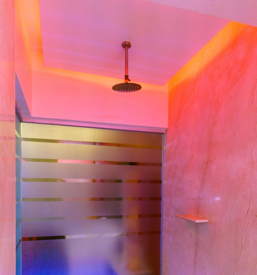 Plutarco Suites メキシコシティ エクステリア 写真